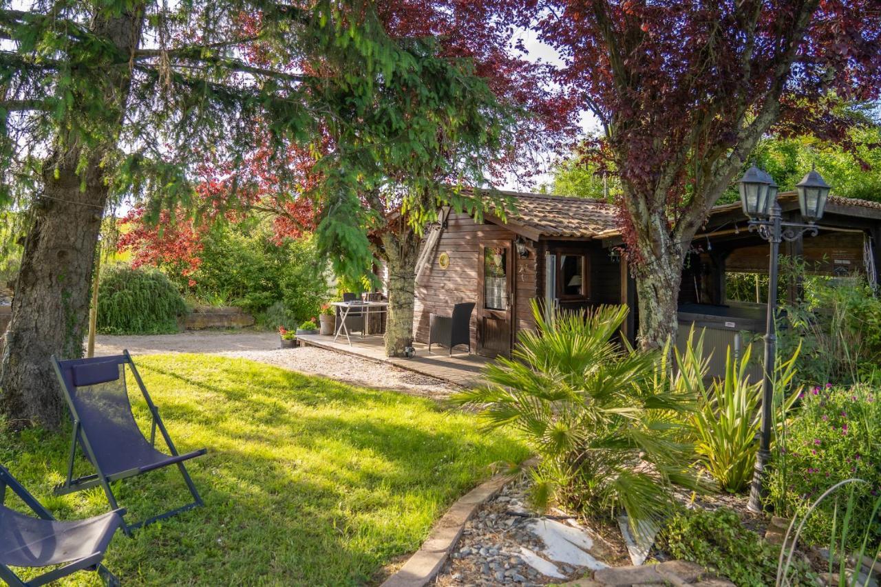 Bed and Breakfast Le Bassin Du Tertre Fronsac  Exterior foto