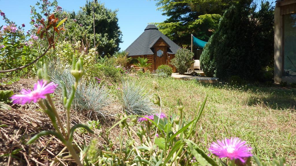 Bed and Breakfast Le Bassin Du Tertre Fronsac  Habitación foto